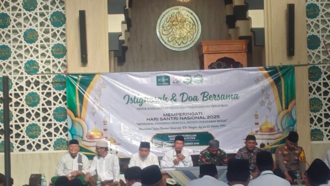 
					PCNU Kencong Tutup Rangkaian Hari Santri 2025 dengan Istighosah dan Layanan Sosial di Puger