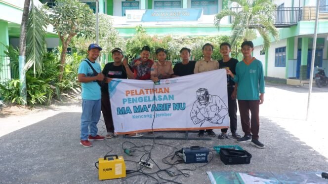 
					Satu Hari, Tiga Kelas Keahlian: MA Maarif Kencong Hidupkan Literasi hingga Vokasi