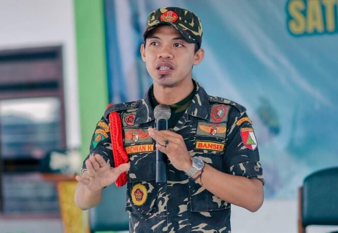 
					Banser Kencong Instruksikan Patroli dan Koordinasi Keamanan Antisipasi Begal