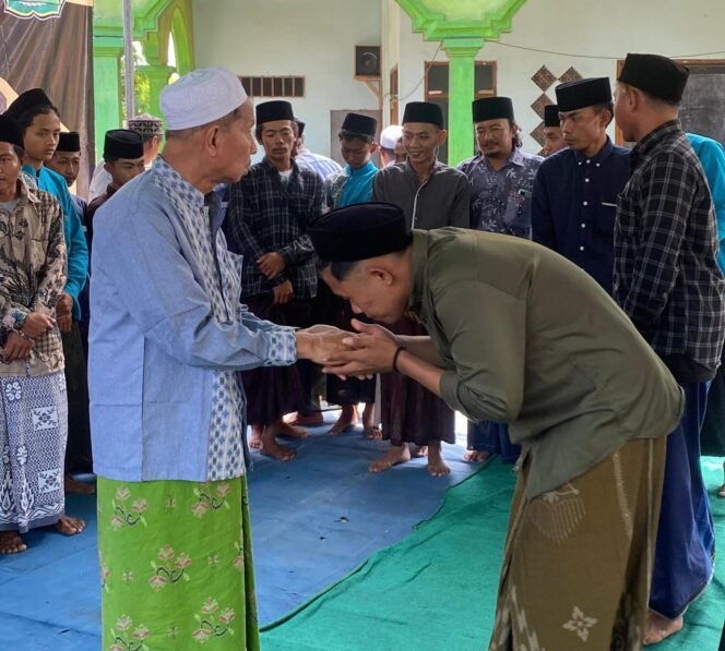
					Mondok, Apakah Masih Menarik? Menemukan Kembali Makna Pesantren di Tengah Tantangan Zaman